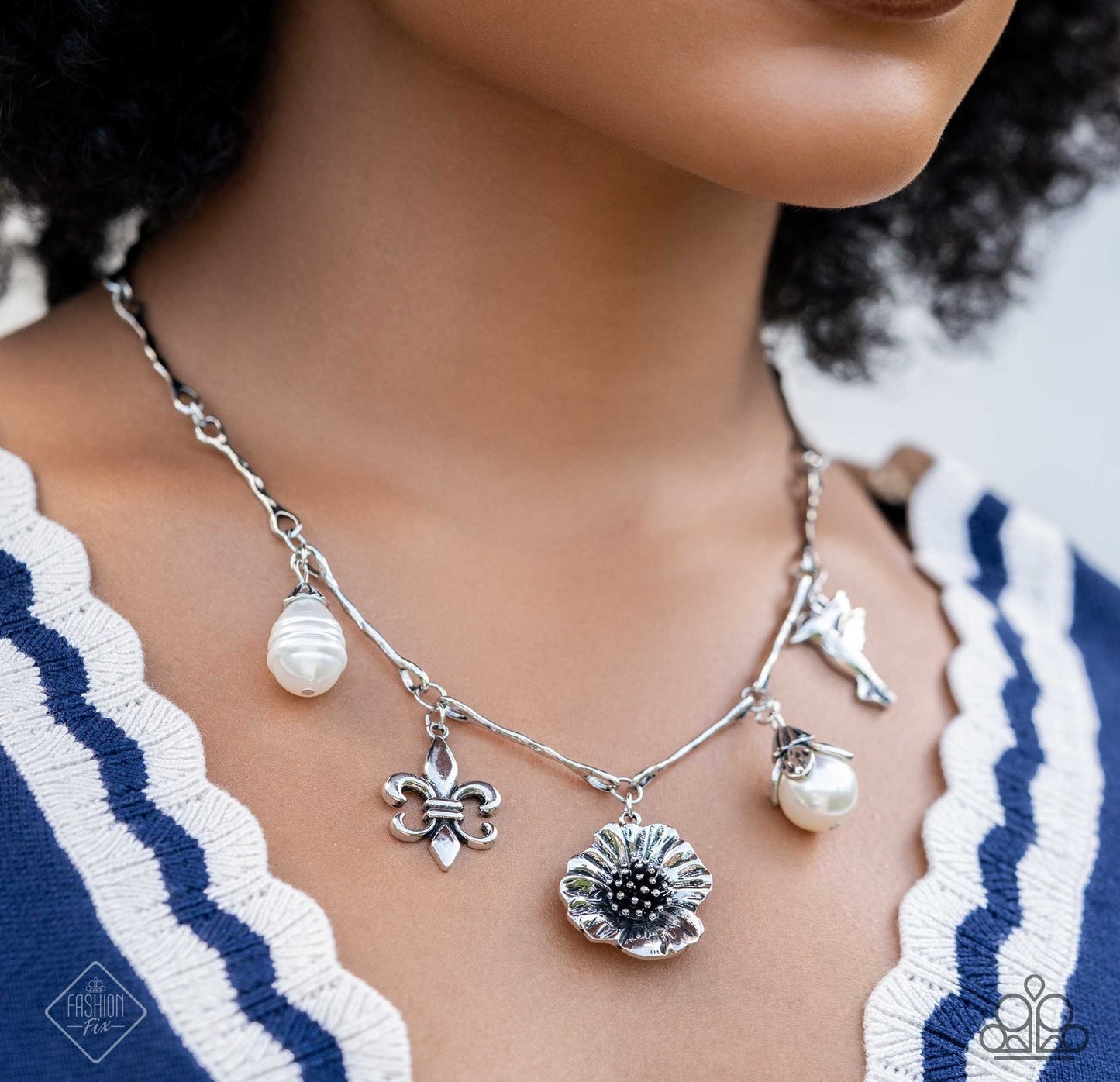 September 2024 Fashion Fix Glimpses of Malibu - Complete Trend Blend