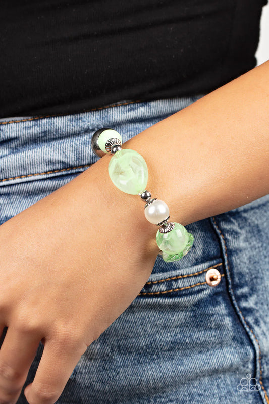 Paparazzi Bracelet ~ Resort Ritz - Green